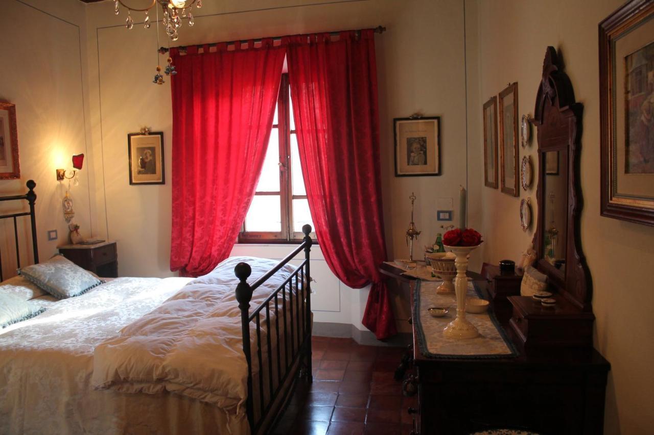 Alojamento de Acomodação e Pequeno-almoço Palazzo Palesa San Casciano dei Bagni